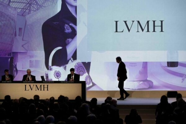 LVMH announces the signing of its first partnership as part of its